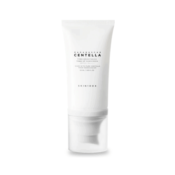Crema con protección solar SPF50+ PA++++ SKIN1004 Madagascar Centella Tone Brightening 50ml