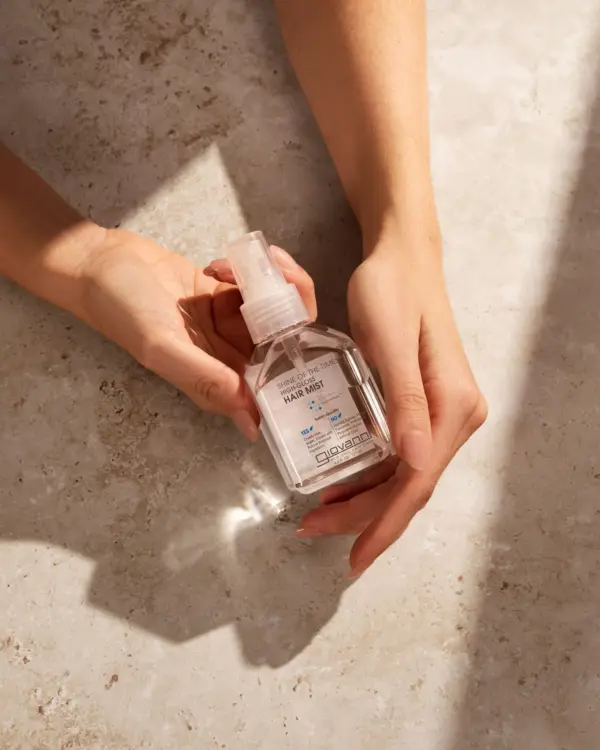 Spray para brillo Giovanni Eco Chic High-Gloss Hair Mist 127ml