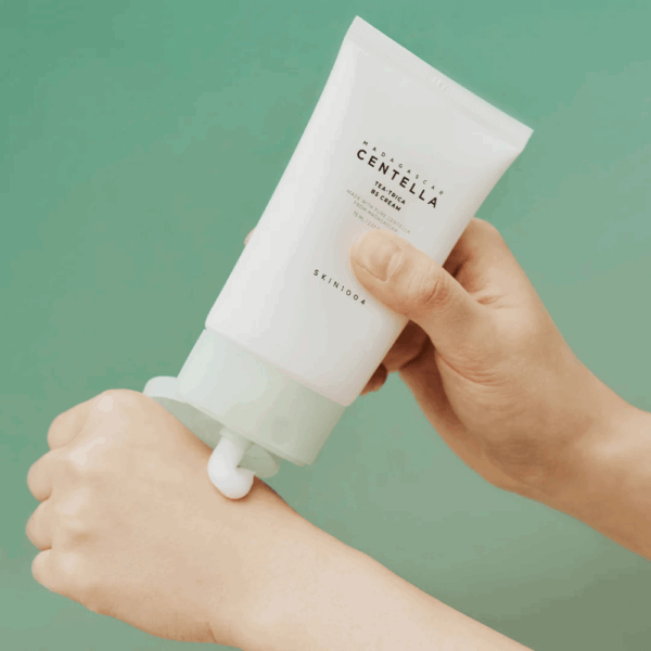 1 Crema calmante e hidratante para piel sensible SKIN1004 Tea-Trica B5 Cream 75ml