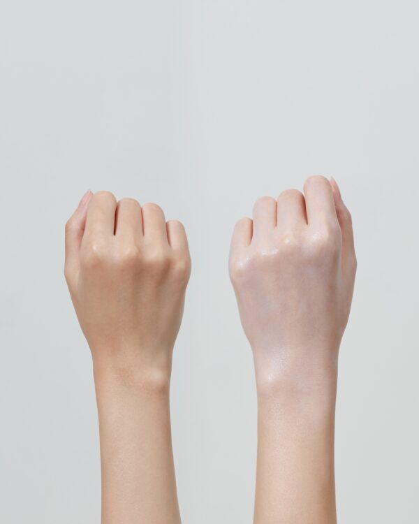 Crema con protección solar para piel sensible SPF50+ PA++++ Real Barrier Cica Green Tone-up 50ml