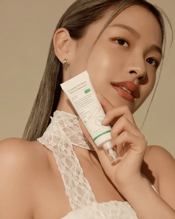 Crema de cara con protección solar SPF 50+ PA++++ Axis-Y Complete No-Stress Physical V.3 50ml