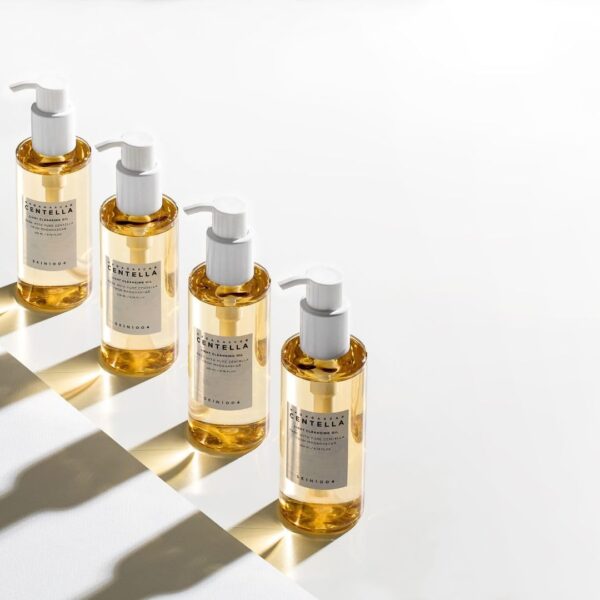 Aceite limpiador para rostro suave con Centella Skin1004 Light Cleansing Oil 200ml
